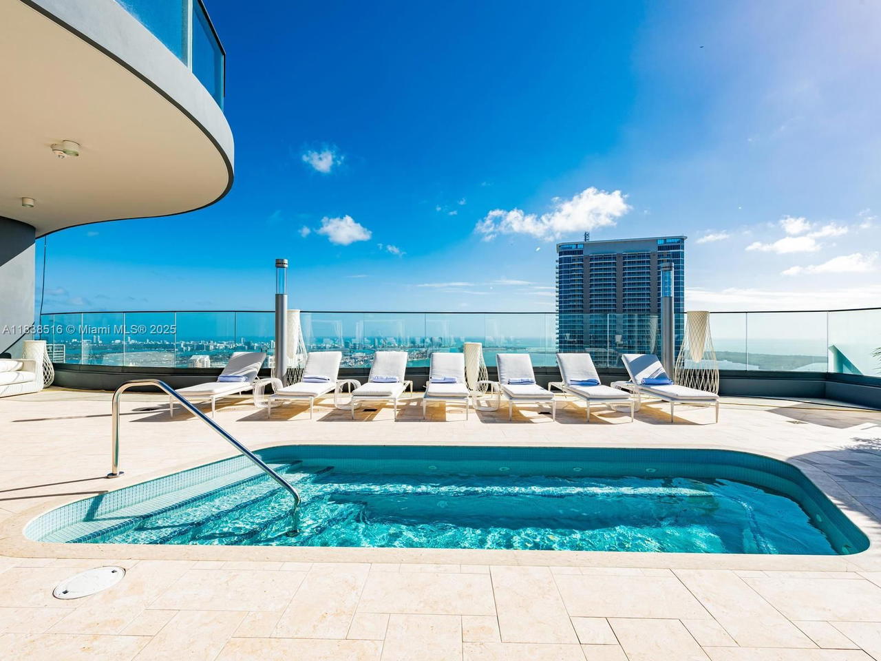 Real estate property located at 1000 Brickell Plz #2805, Miami-dade, Brickell Flatiron Condo, Miami, FL
