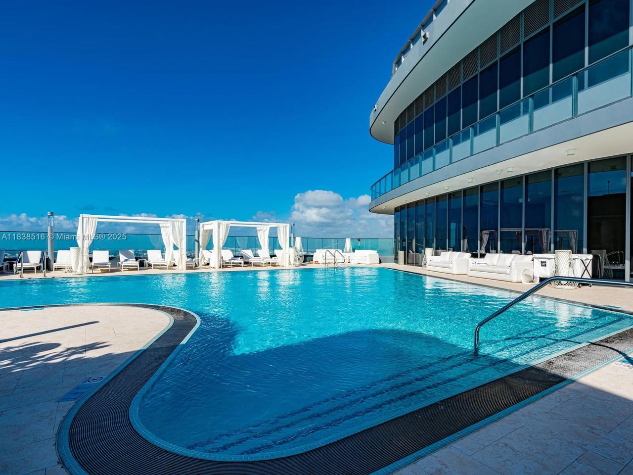 Real estate property located at 1000 Brickell Plz #2805, Miami-dade, Brickell Flatiron Condo, Miami, FL