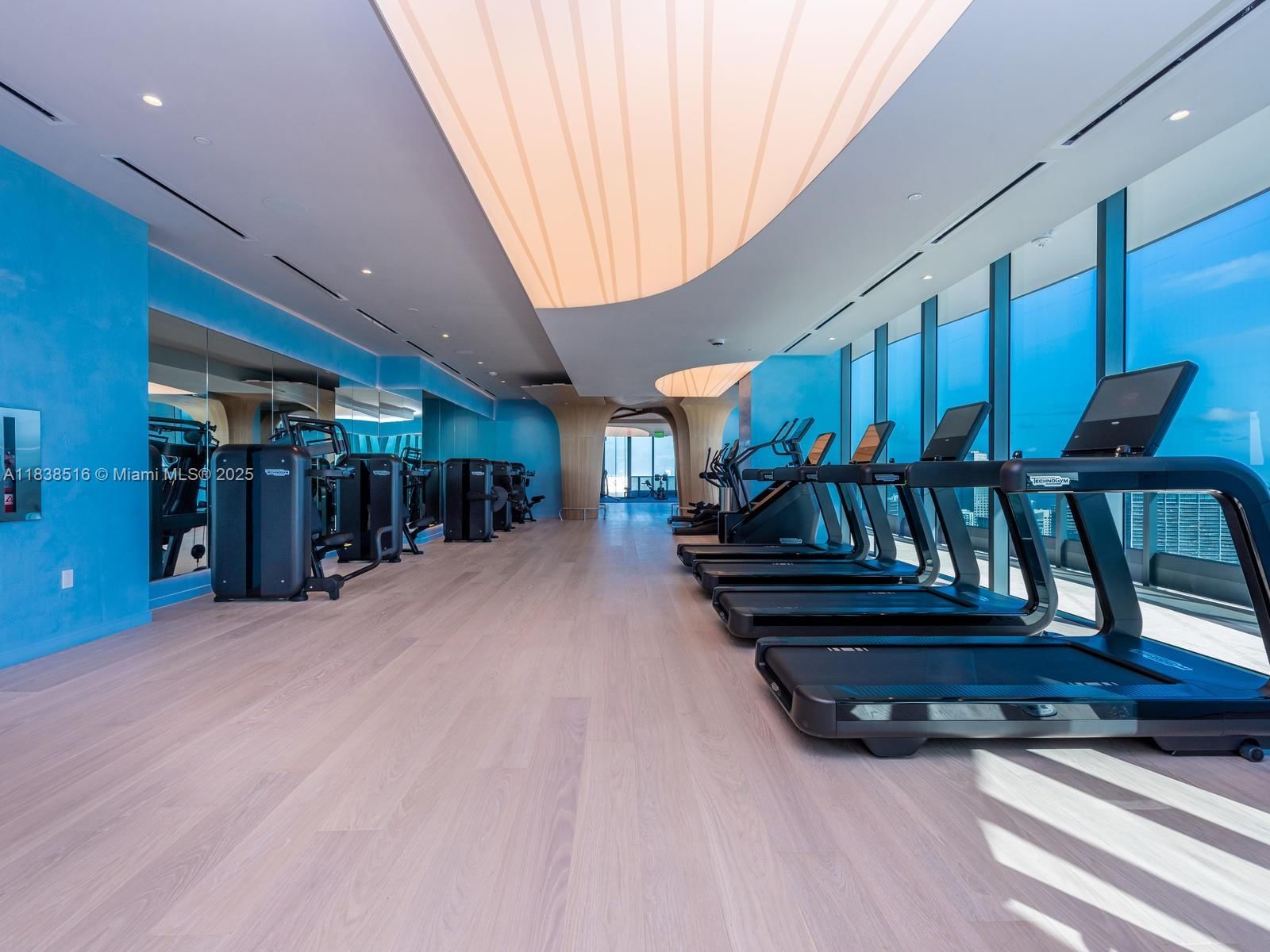 Real estate property located at 1000 Brickell Plz #2805, Miami-dade, Brickell Flatiron Condo, Miami, FL