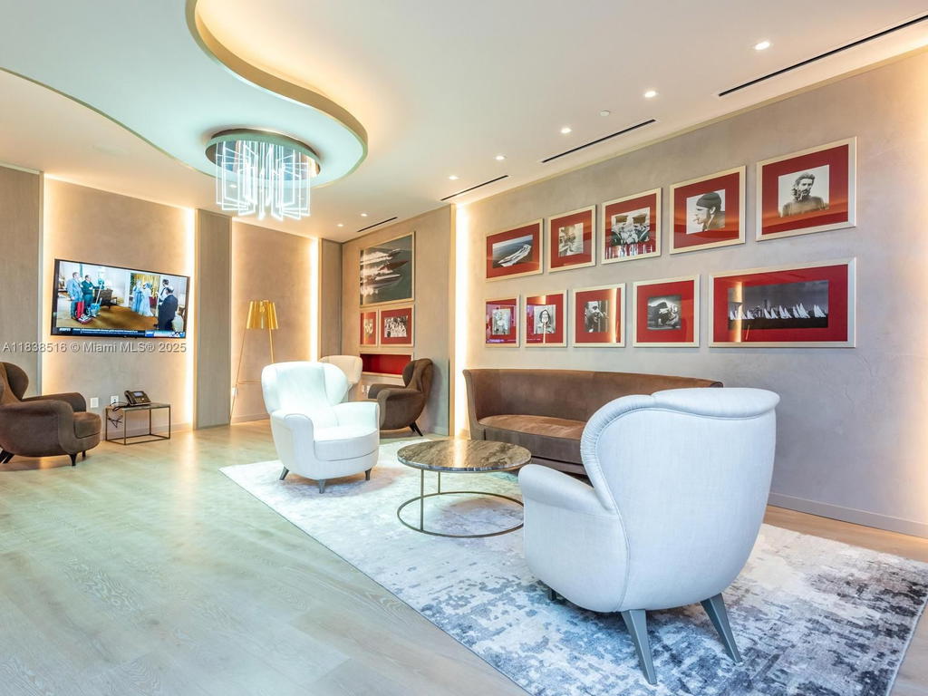 Real estate property located at 1000 Brickell Plz #2805, Miami-dade, Brickell Flatiron Condo, Miami, FL