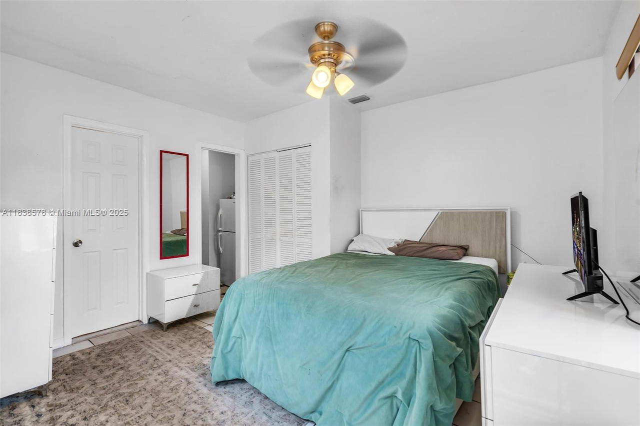 Real estate property located at 2761 33rd Ct, Miami-dade, Silver Bluff Gardens, Miami, FL