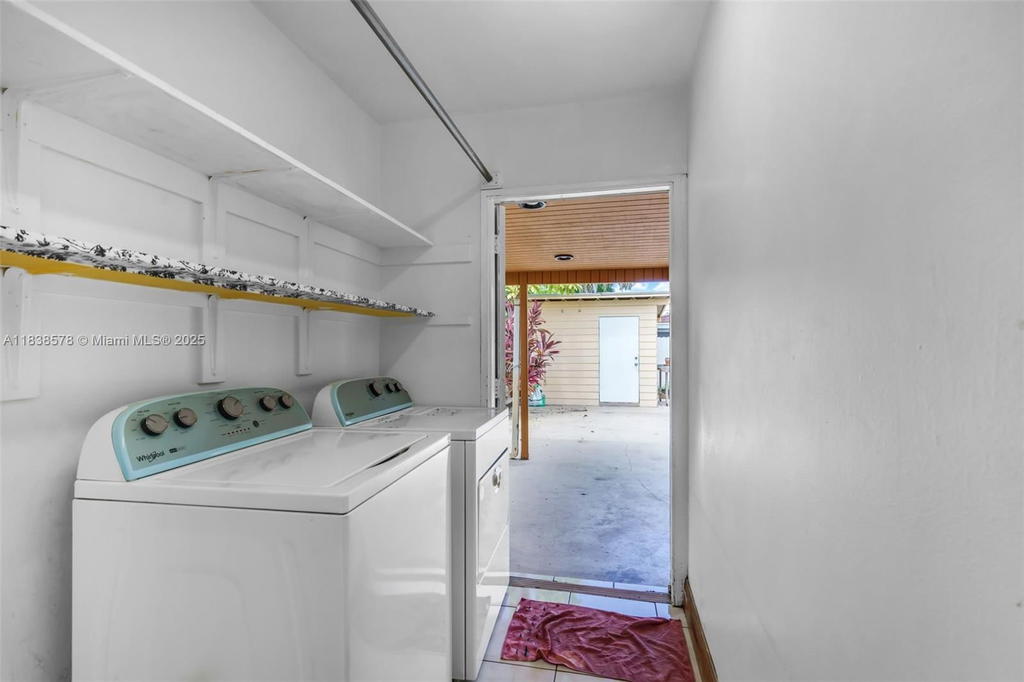 Real estate property located at 2761 33rd Ct, Miami-dade, Silver Bluff Gardens, Miami, FL