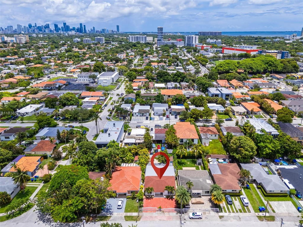 Real estate property located at 2761 33rd Ct, Miami-dade, Silver Bluff Gardens, Miami, FL