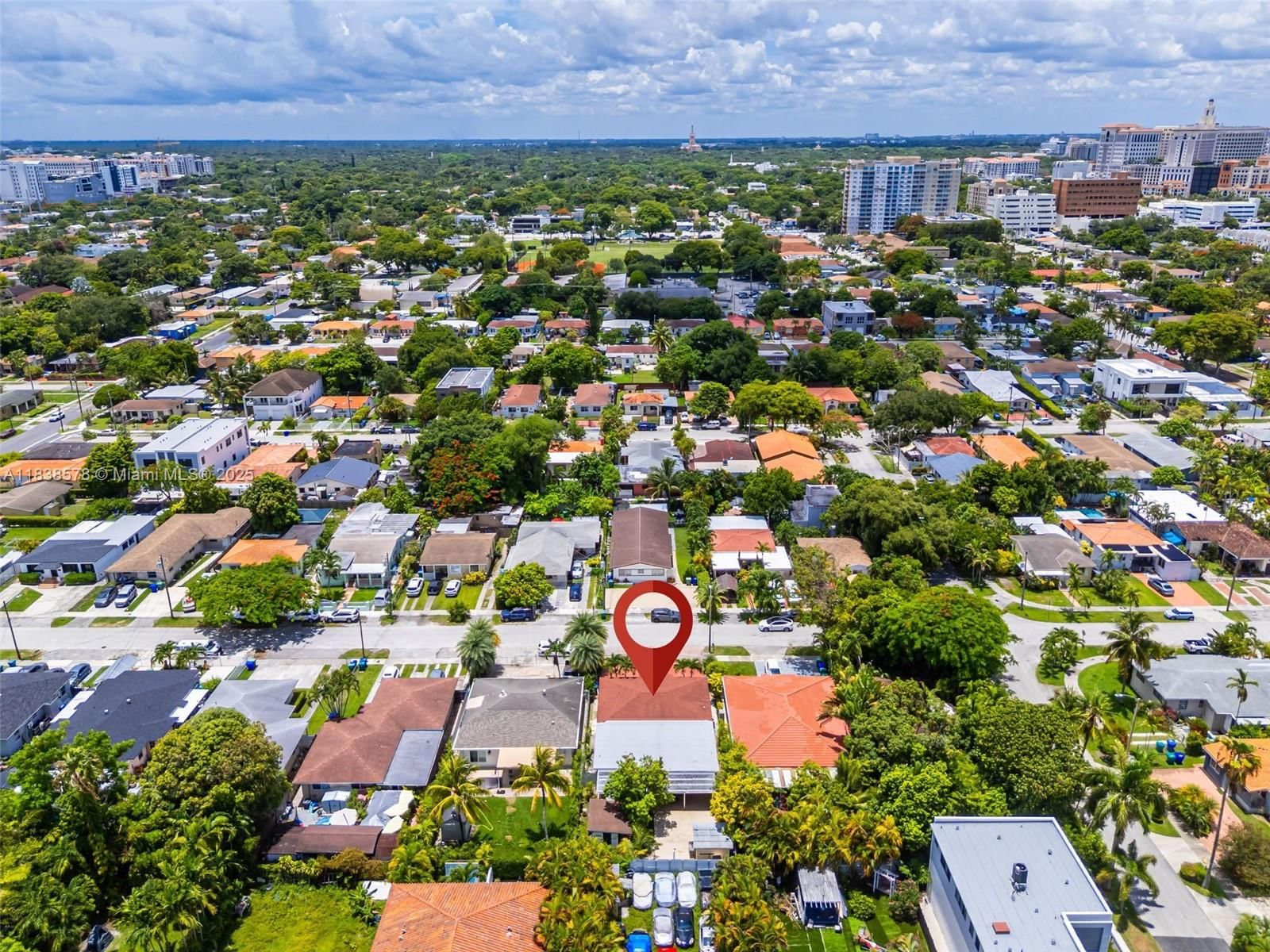 Real estate property located at 2761 33rd Ct, Miami-dade, Silver Bluff Gardens, Miami, FL