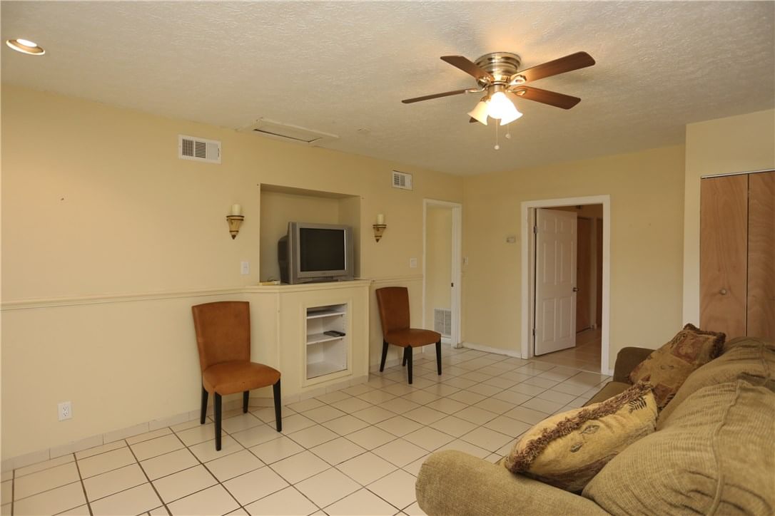 Real estate property located at 510 84th Ave #417, Broward, Veranda Condo, Plantation, FL
