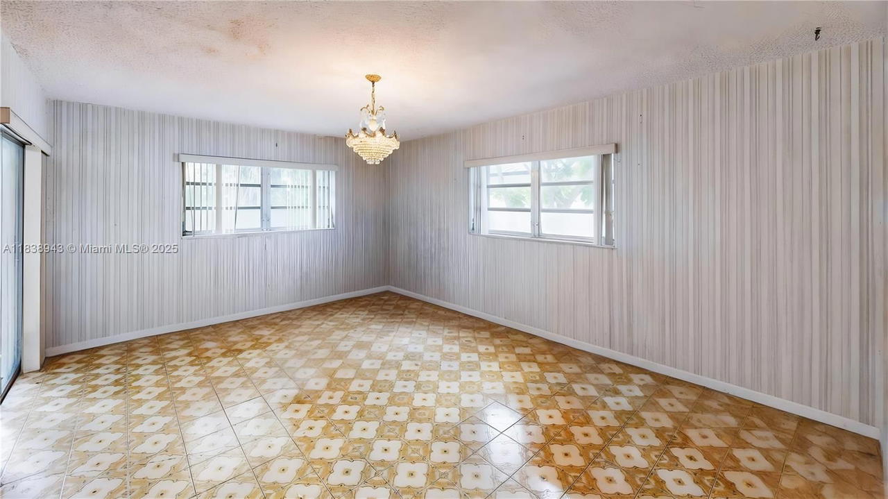 Real estate property located at 3005 108th Ct, Miami-dade, Ance Sub, Miami, FL