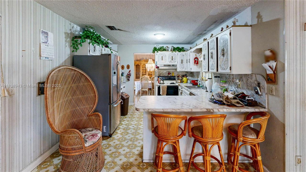 Real estate property located at 3005 108th Ct, Miami-dade, Ance Sub, Miami, FL