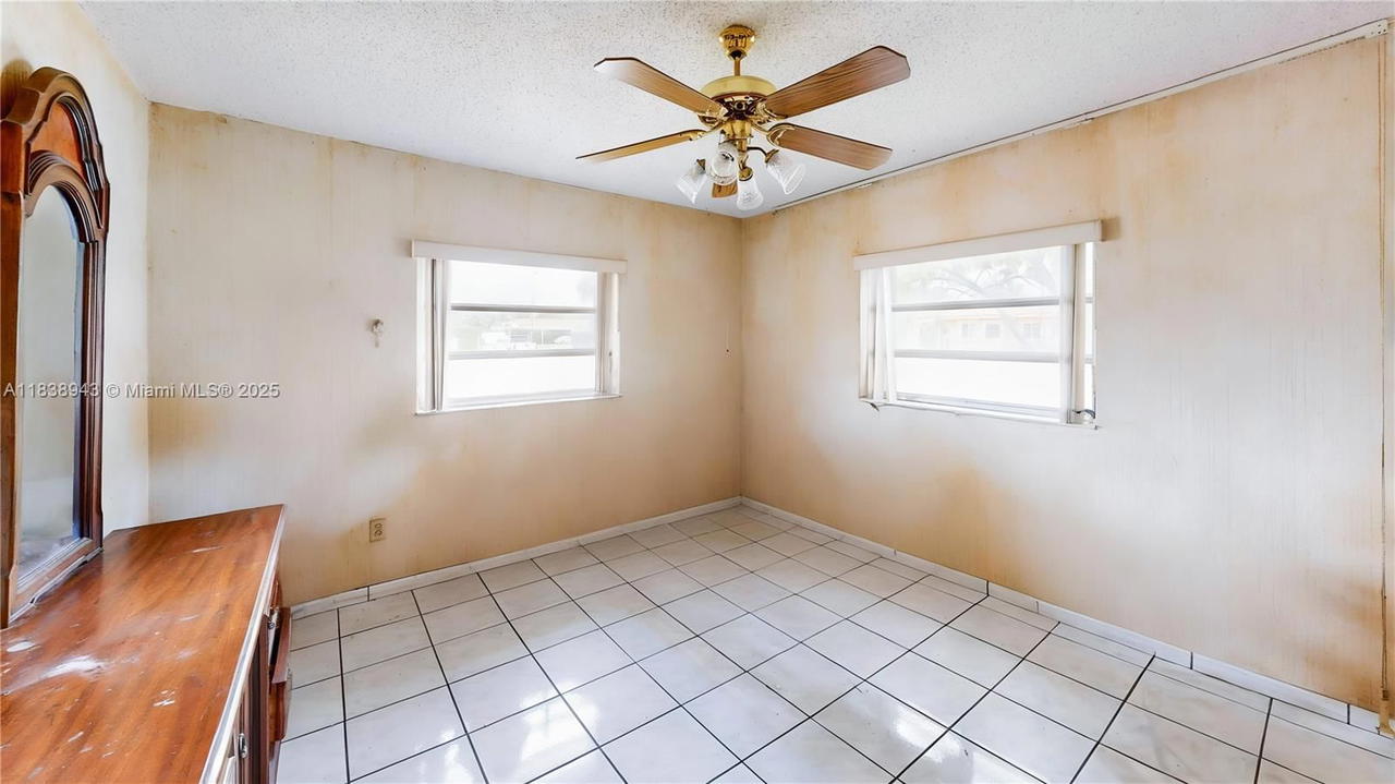 Real estate property located at 3005 108th Ct, Miami-dade, Ance Sub, Miami, FL