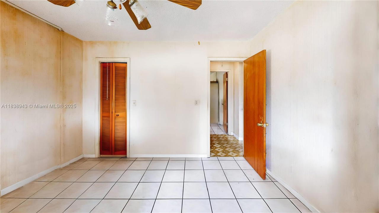Real estate property located at 3005 108th Ct, Miami-dade, Ance Sub, Miami, FL