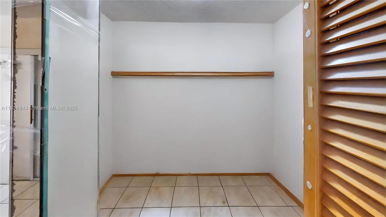 Real estate property located at 3005 108th Ct, Miami-dade, Ance Sub, Miami, FL