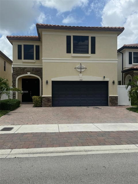 Real estate property located at , Miami-dade, Bellagio, Hialeah, FL