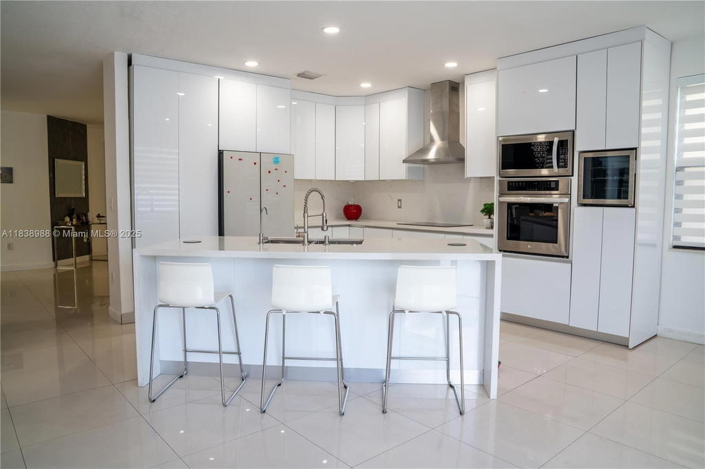 Real estate property located at , Miami-dade, Bellagio, Hialeah, FL