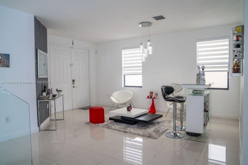 Real estate property located at , Miami-dade, Bellagio, Hialeah, FL