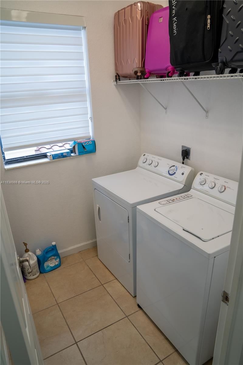 Real estate property located at , Miami-dade, Bellagio, Hialeah, FL