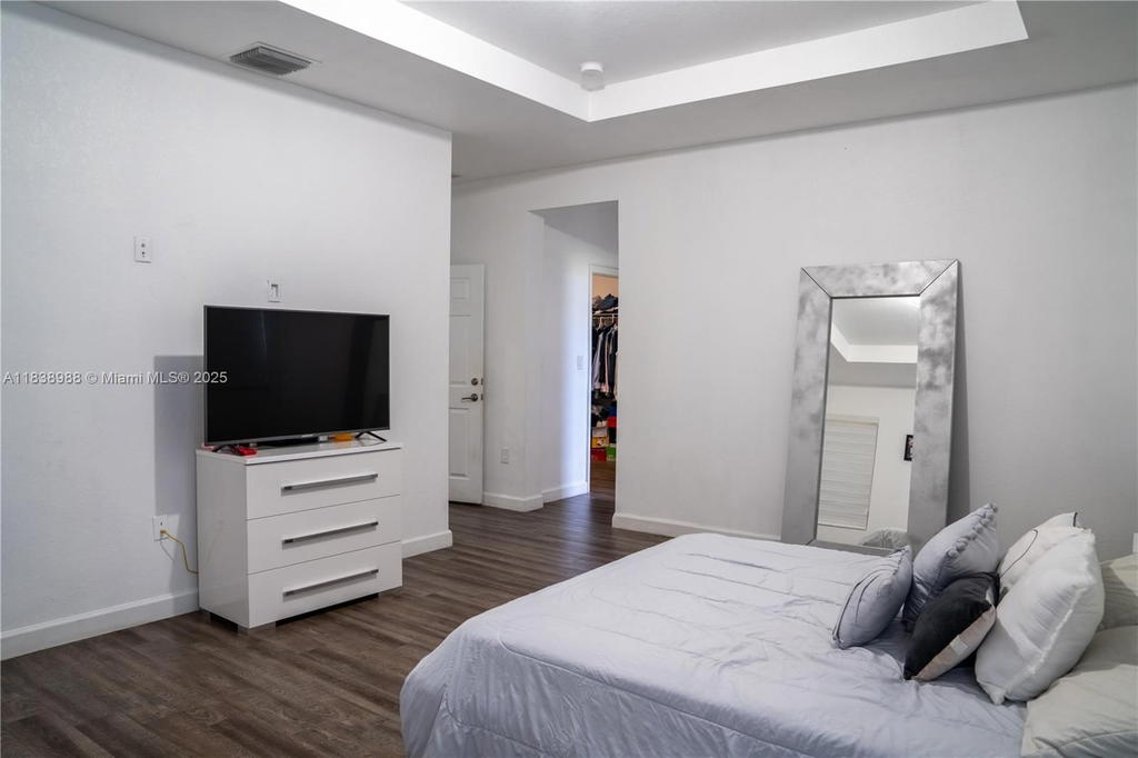 Real estate property located at , Miami-dade, Bellagio, Hialeah, FL