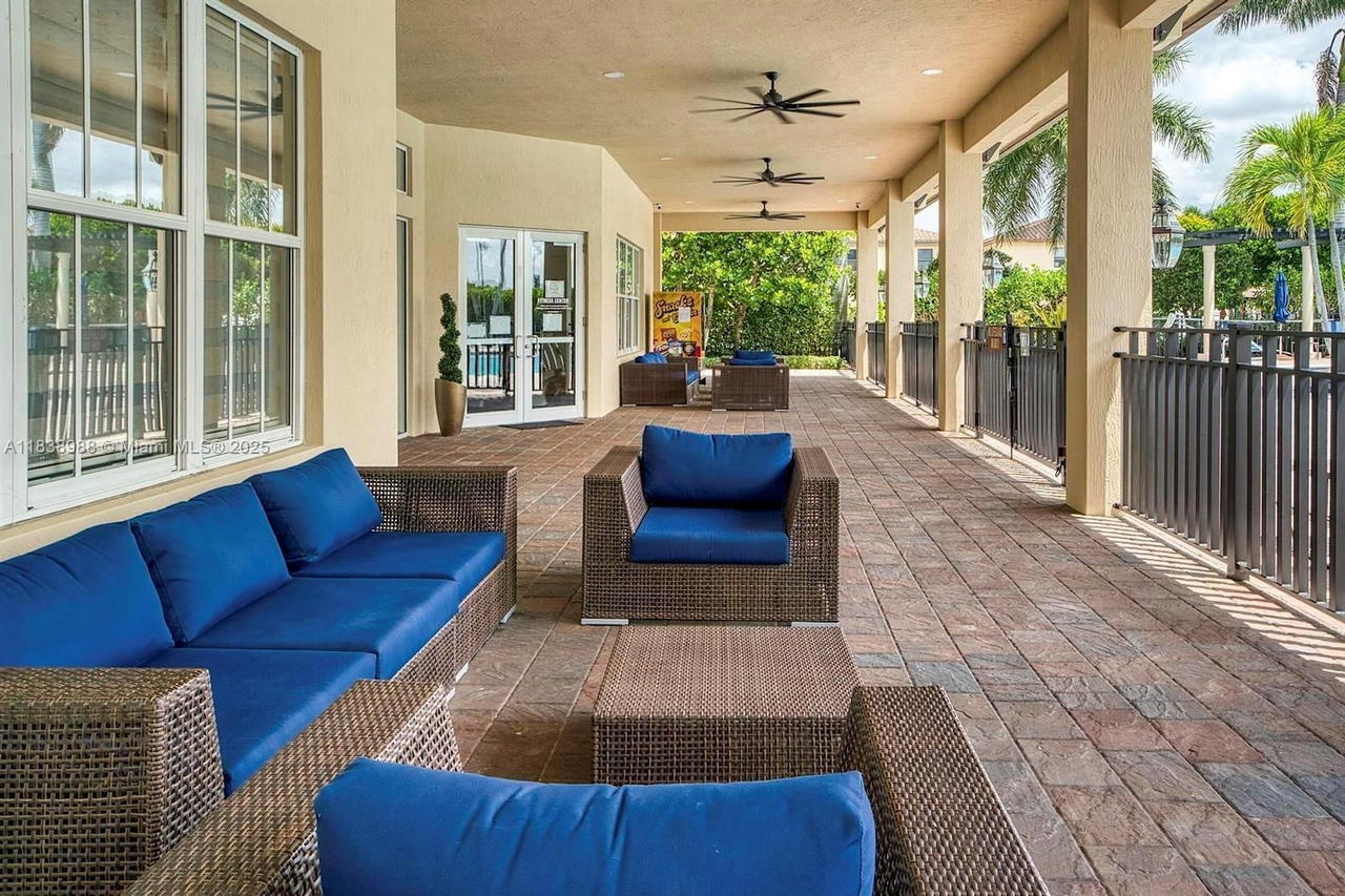 Real estate property located at , Miami-dade, Bellagio, Hialeah, FL