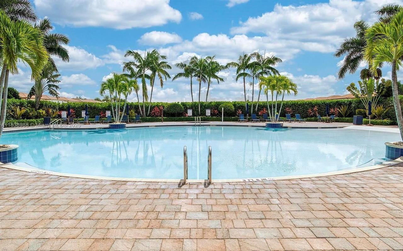 Real estate property located at , Miami-dade, Bellagio, Hialeah, FL