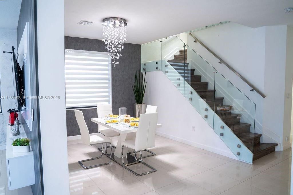 Real estate property located at , Miami-dade, Bellagio, Hialeah, FL