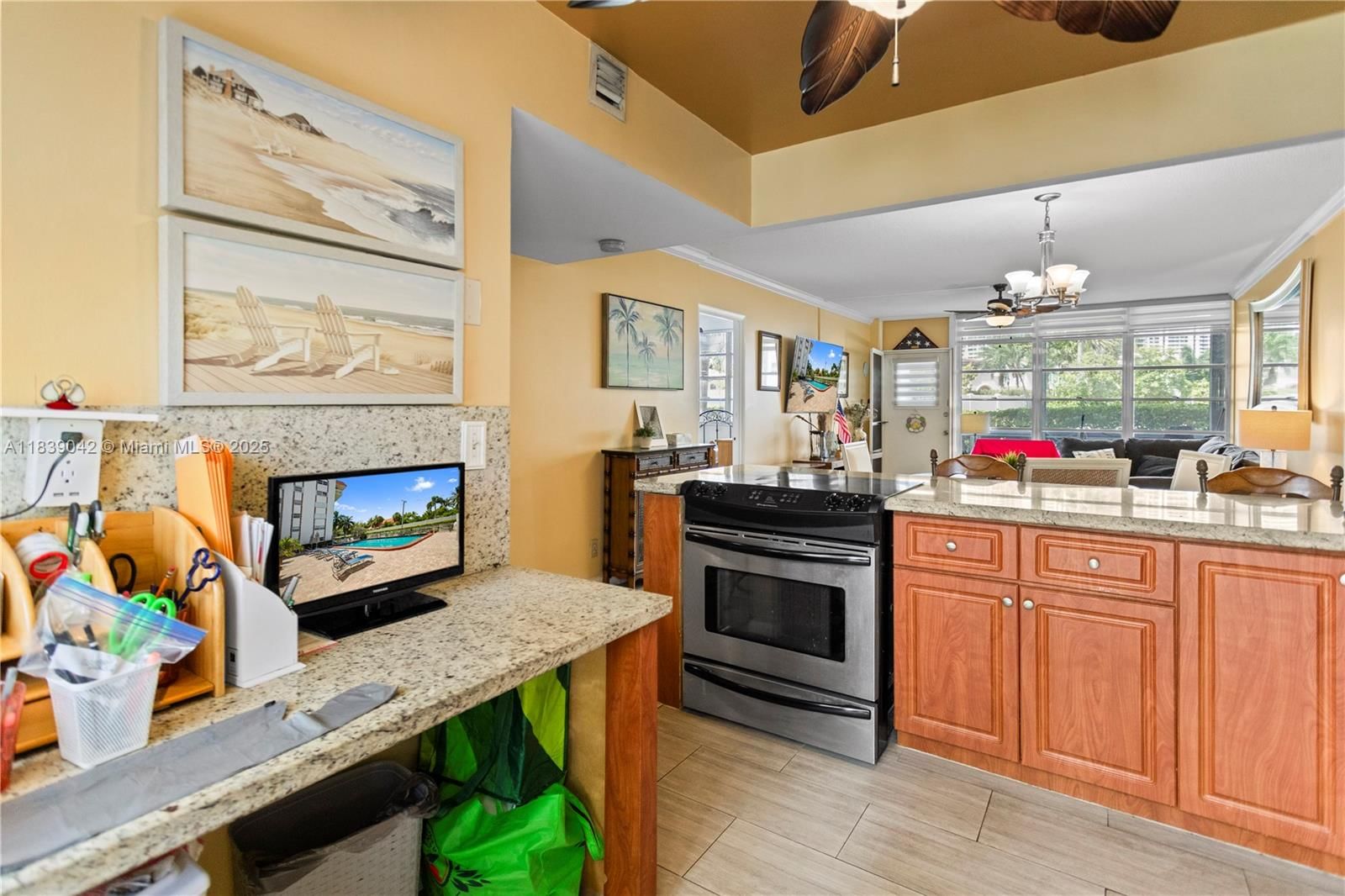 Real estate property located at 3181 Ocean Dr #103, Broward, Golden View Condo, Hallandale Beach, FL