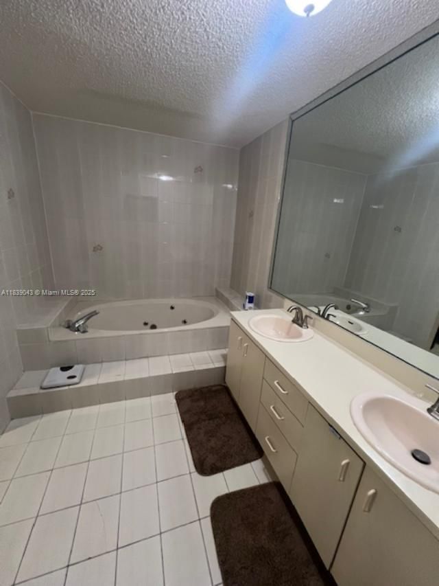 Real estate property located at 13930 16th Ter, Miami-dade, Domari Sub, Miami, FL