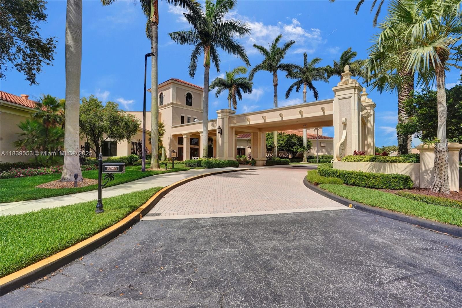 Real estate property located at 13648 Venice Beach Pt, Palm Beach, Valencia Palms, Delray Beach, FL
