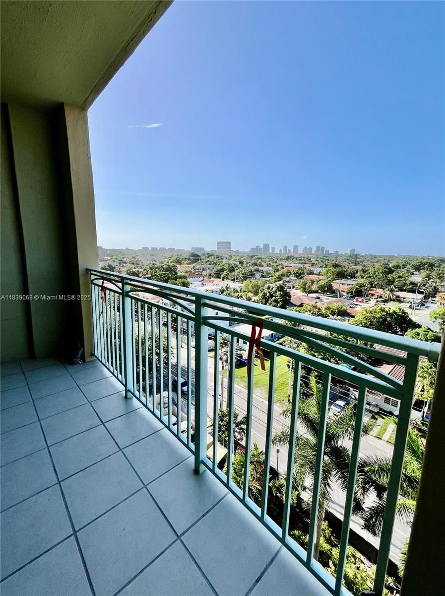 Real estate property located at 3500 Coral Way #913, Miami-dade, Coral Plaza Of Miami C, Miami, FL