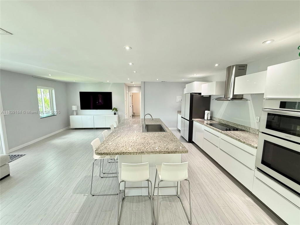 Real estate property located at 1620 68th Ter, Broward, Boulevard Heights Sec 4, Hollywood, FL