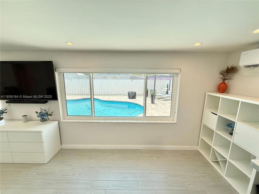 Real estate property located at 1620 68th Ter, Broward, Boulevard Heights Sec 4, Hollywood, FL
