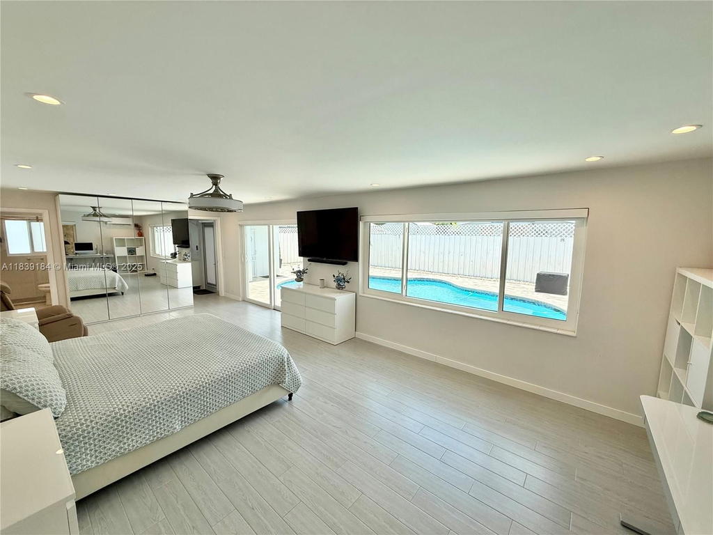 Real estate property located at 1620 68th Ter, Broward, Boulevard Heights Sec 4, Hollywood, FL