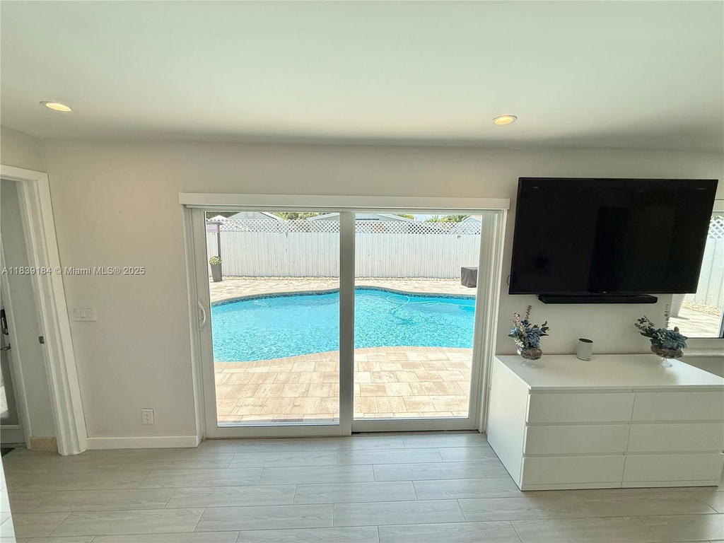 Real estate property located at 1620 68th Ter, Broward, Boulevard Heights Sec 4, Hollywood, FL
