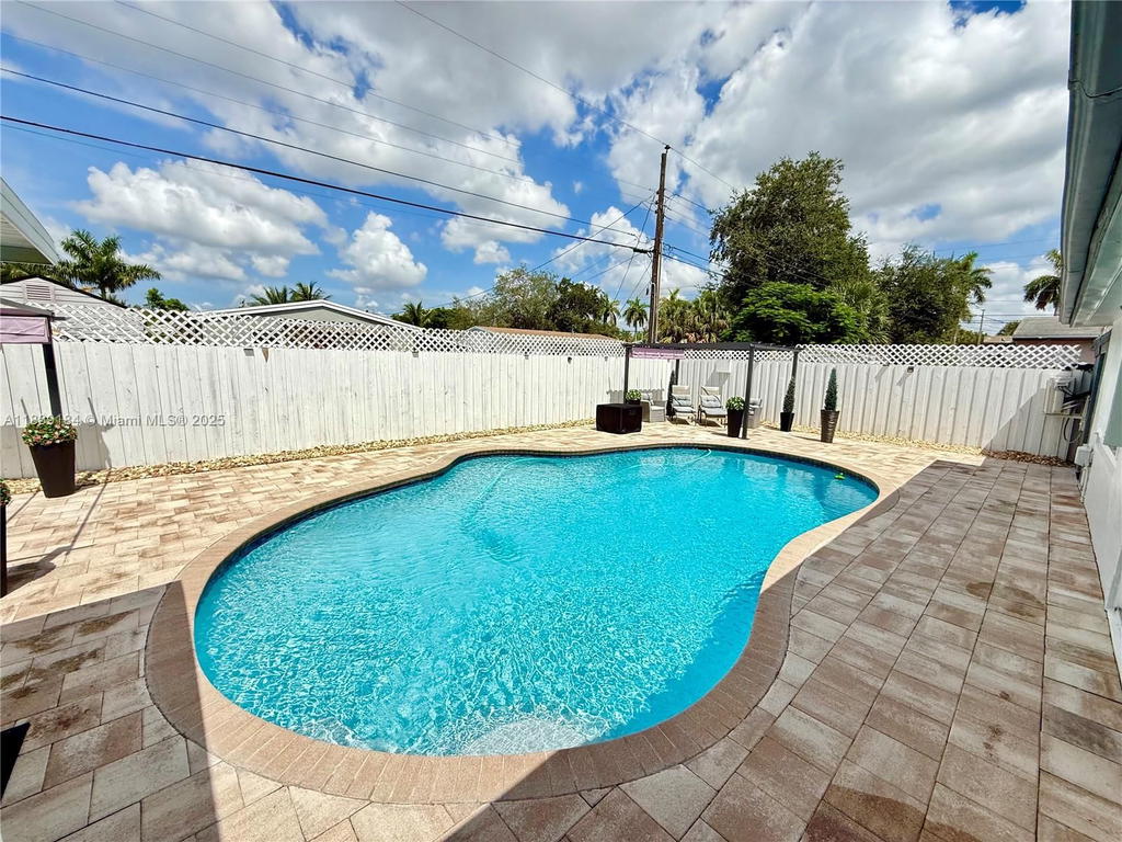 Real estate property located at 1620 68th Ter, Broward, Boulevard Heights Sec 4, Hollywood, FL
