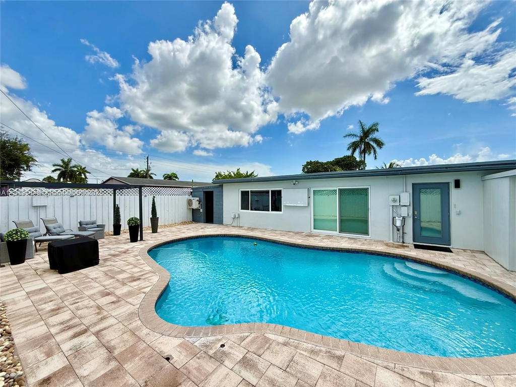 Real estate property located at 1620 68th Ter, Broward, Boulevard Heights Sec 4, Hollywood, FL