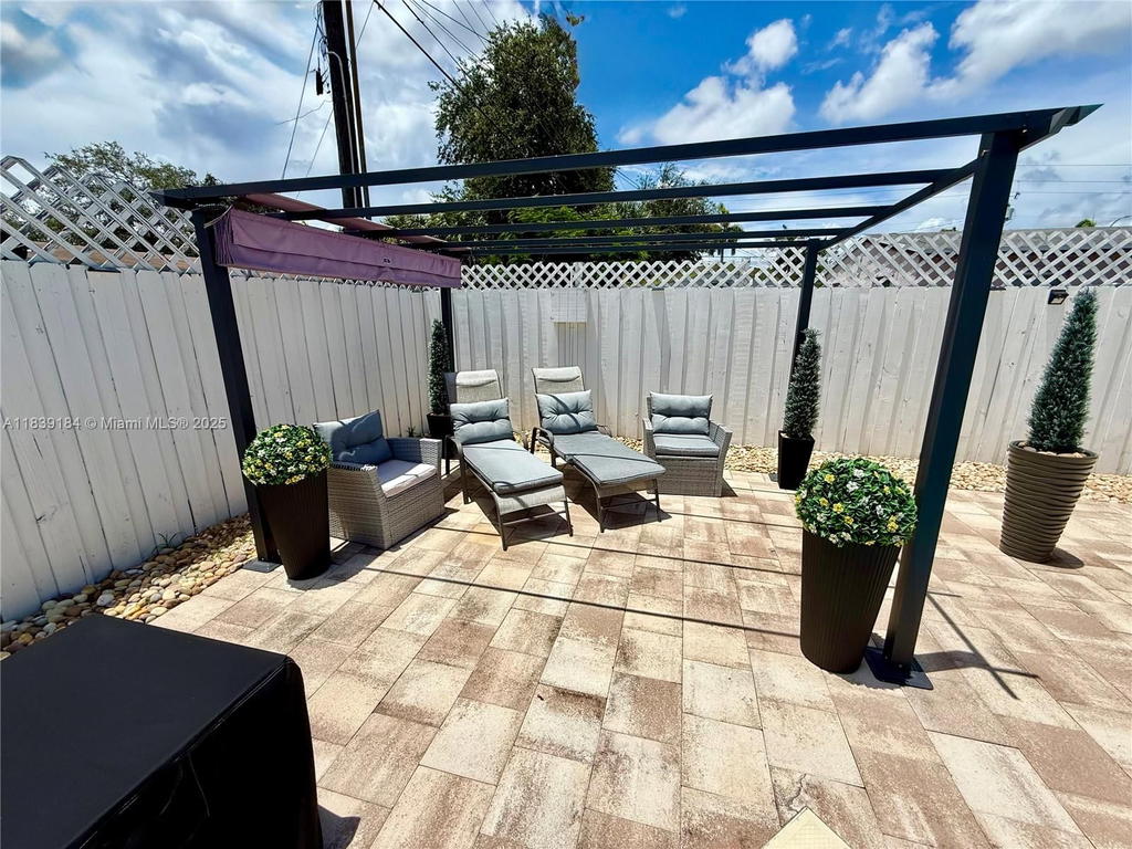 Real estate property located at 1620 68th Ter, Broward, Boulevard Heights Sec 4, Hollywood, FL