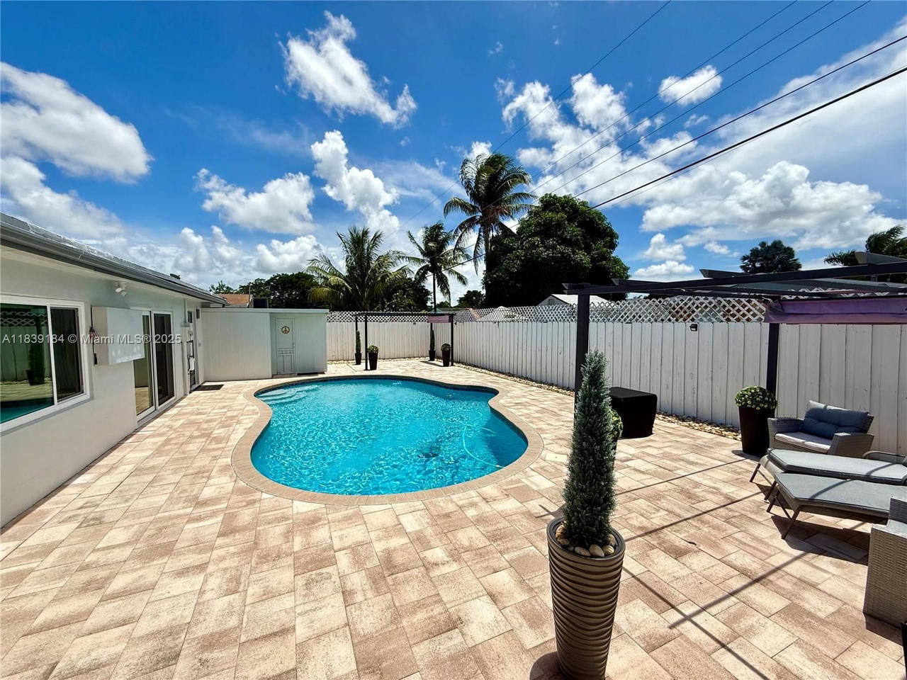 Real estate property located at 1620 68th Ter, Broward, Boulevard Heights Sec 4, Hollywood, FL