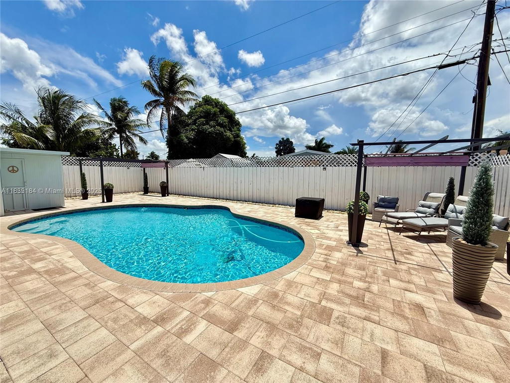 Real estate property located at 1620 68th Ter, Broward, Boulevard Heights Sec 4, Hollywood, FL