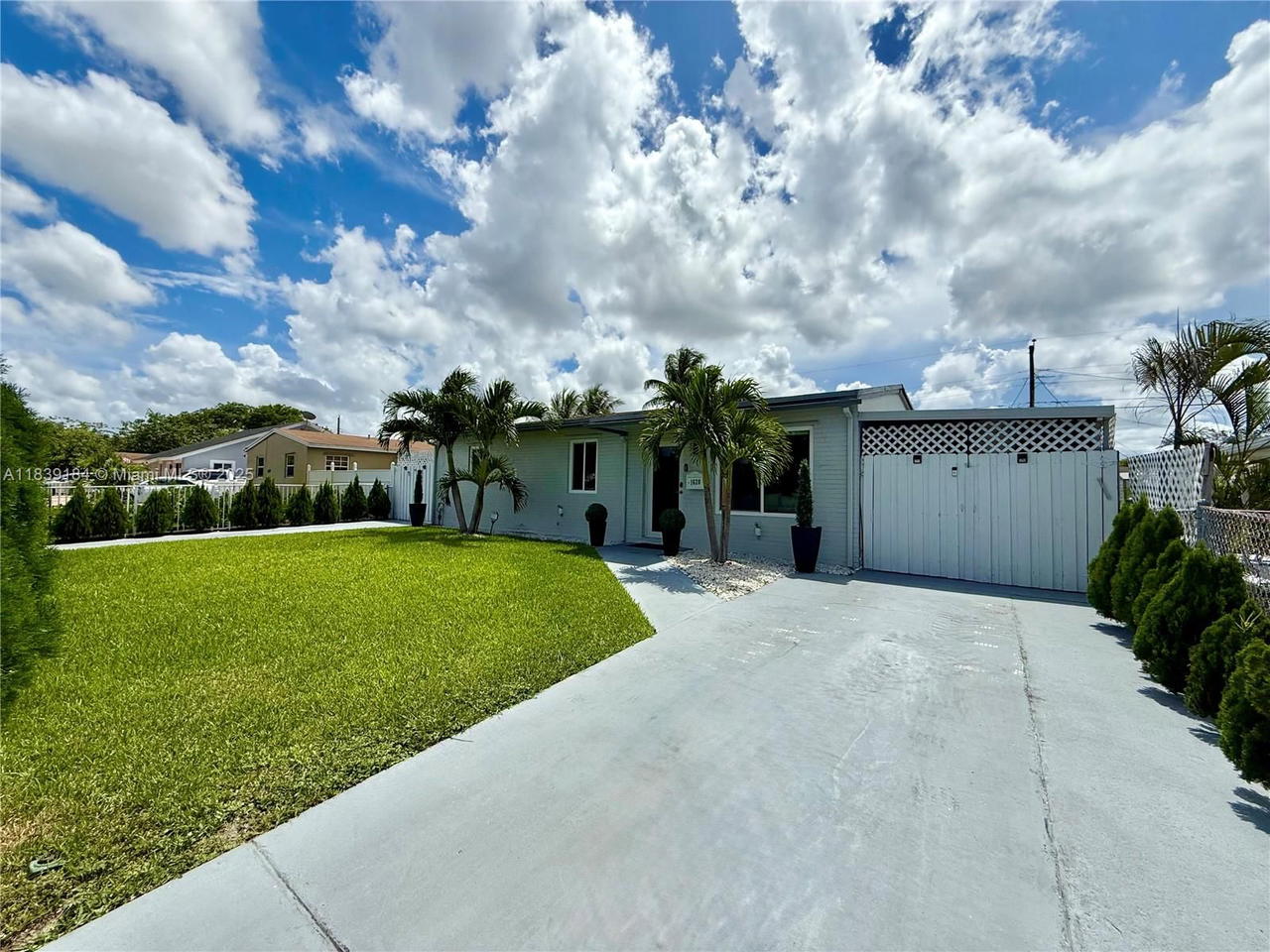 Real estate property located at 1620 68th Ter, Broward, Boulevard Heights Sec 4, Hollywood, FL