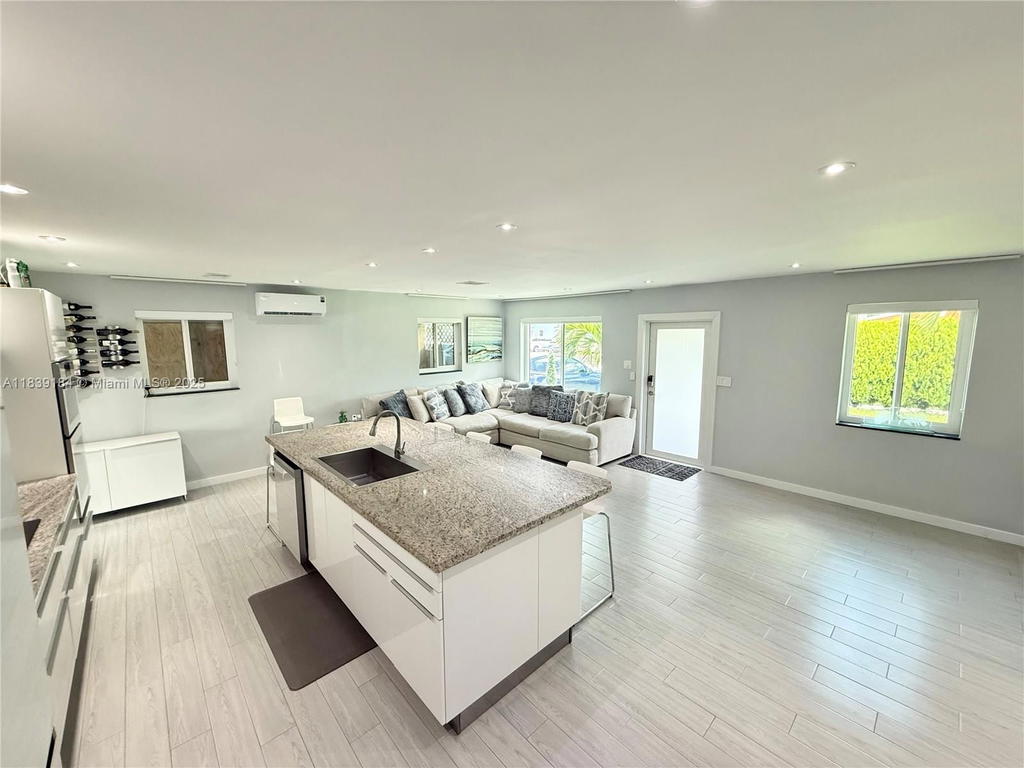 Real estate property located at 1620 68th Ter, Broward, Boulevard Heights Sec 4, Hollywood, FL