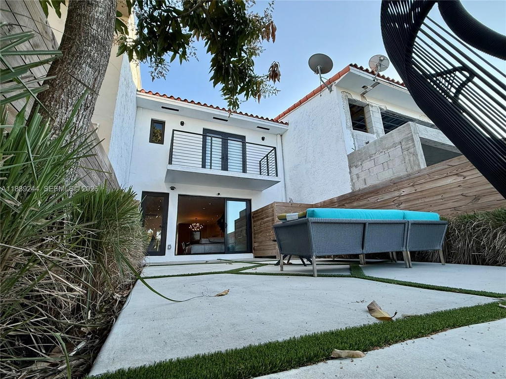 Real estate property located at 1945 123rd St, Miami-dade, Areta Ests Sec 6, North Miami, FL