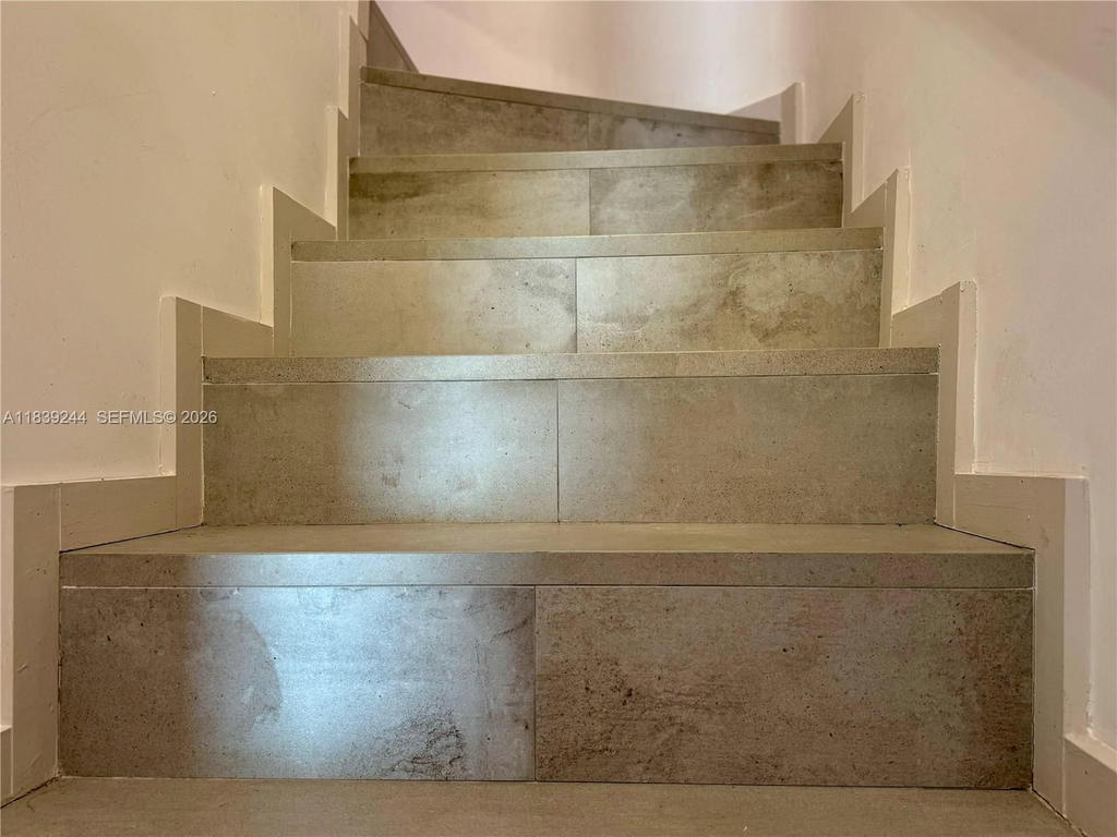 Real estate property located at 1945 123rd St, Miami-dade, Areta Ests Sec 6, North Miami, FL