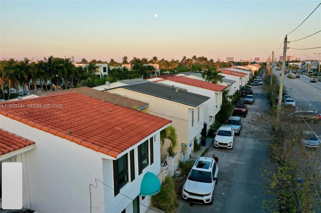 Real estate property located at 1945 123rd St, Miami-dade, Areta Ests Sec 6, North Miami, FL