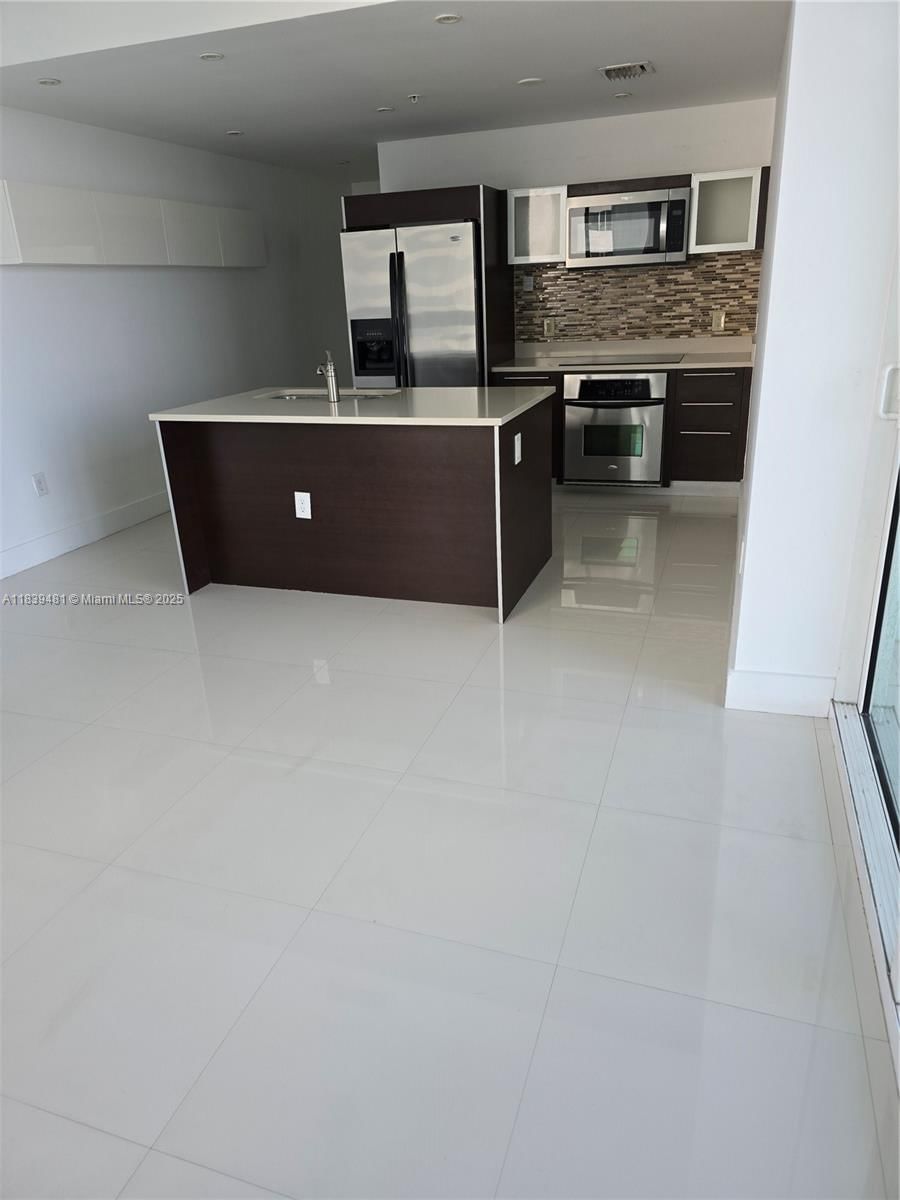 Real estate property located at 1900 Bayshore Dr #1803, Miami-dade, Quantum On The Bay Condo, Miami, FL