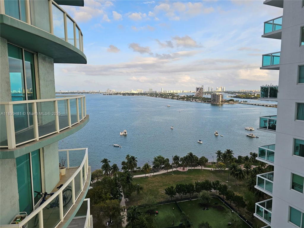 Real estate property located at 1900 Bayshore Dr #1803, Miami-dade, Quantum On The Bay Condo, Miami, FL