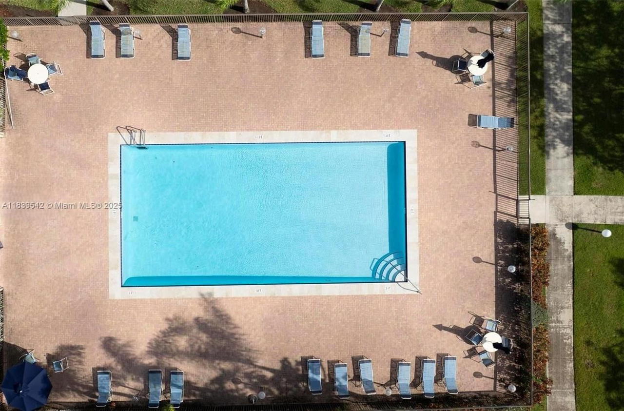 Real estate property located at 8415 107th Ave #130W, Miami-dade, Kendall Acres West Condo, Miami, FL