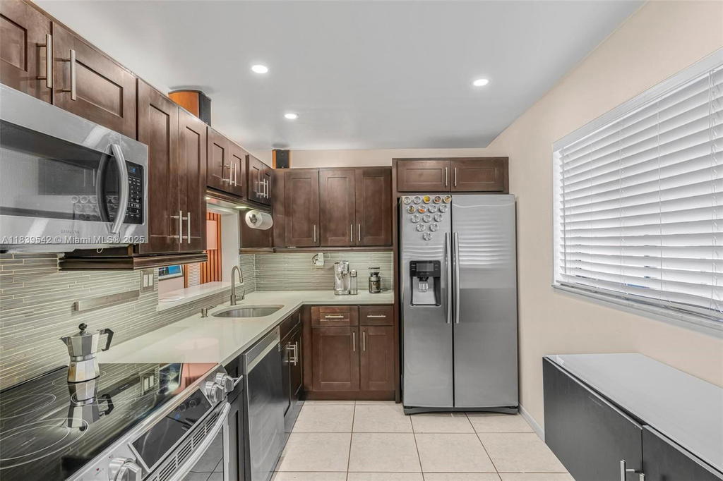 Real estate property located at 8415 107th Ave #130W, Miami-dade, Kendall Acres West Condo, Miami, FL