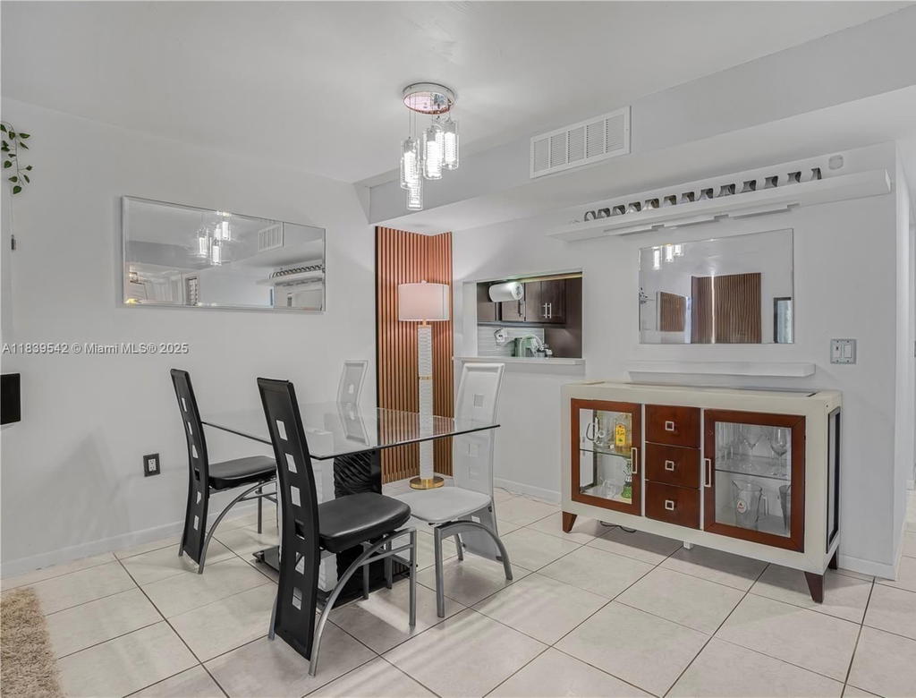 Real estate property located at 8415 107th Ave #130W, Miami-dade, Kendall Acres West Condo, Miami, FL