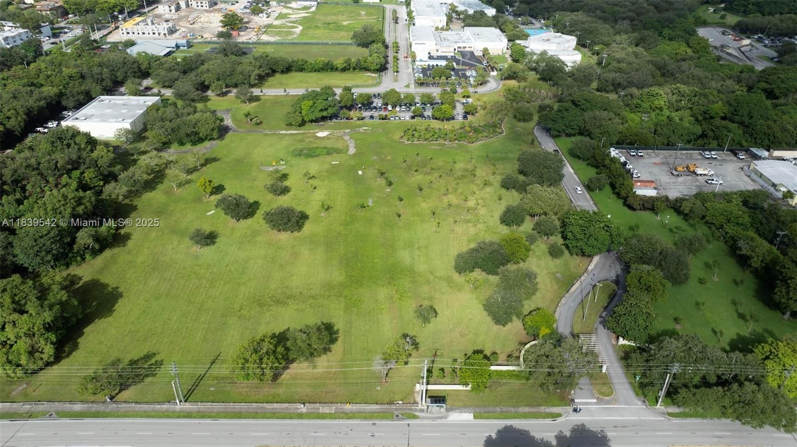 Real estate property located at 8415 107th Ave #130W, Miami-dade, Kendall Acres West Condo, Miami, FL