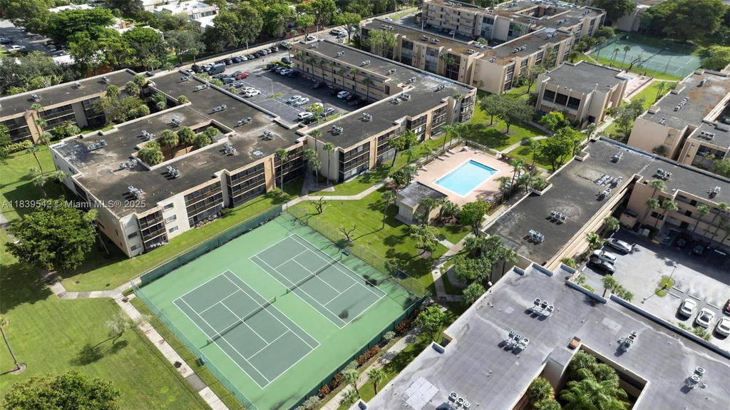 Real estate property located at 8415 107th Ave #130W, Miami-dade, Kendall Acres West Condo, Miami, FL