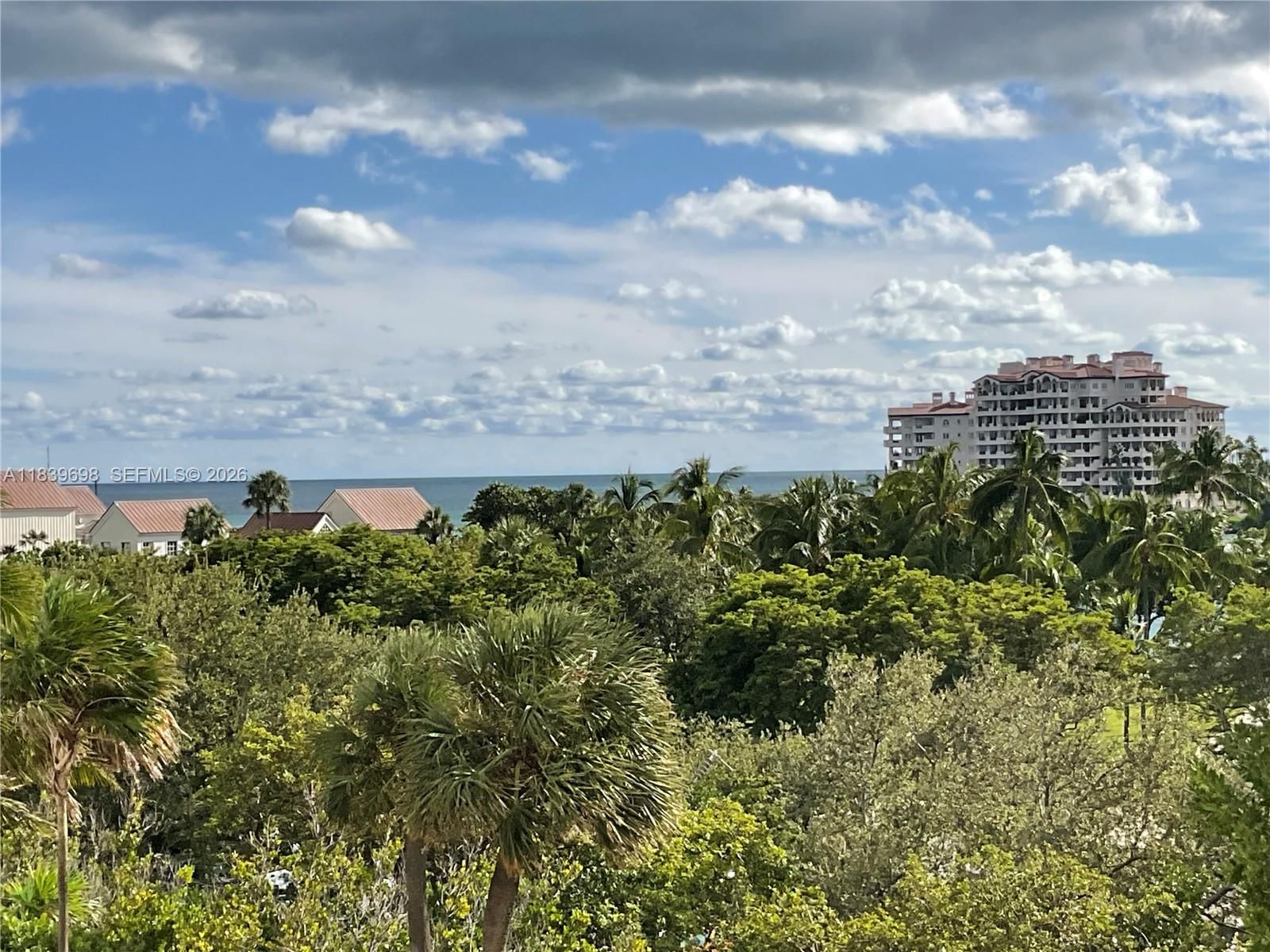 Real estate property located at 300 Pointe Dr #501, Miami-dade, Portofino Tower Condo, Miami Beach, FL