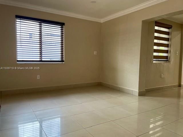 Real estate property located at 330 40th Pl, Miami-dade, Ideal Homes Sub No 3, Hialeah, FL