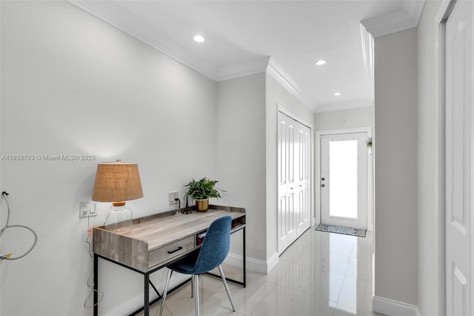 Real estate property located at 3501 Fairfax Dr, Broward, Fairfax Brolliar Add Sec, Fort Lauderdale, FL